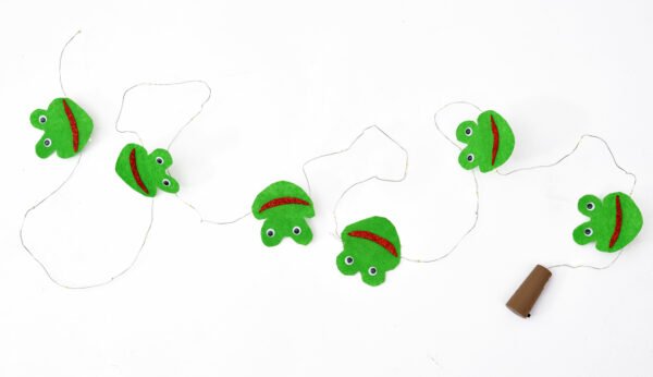 TOODLES Learning Cute Frog Night Lights - Adorable Frog String Lights for Children's Bedroom, Fairy Lights for Home and Holiday Decoration, Perfect for Kids' Room Decor - Image 4