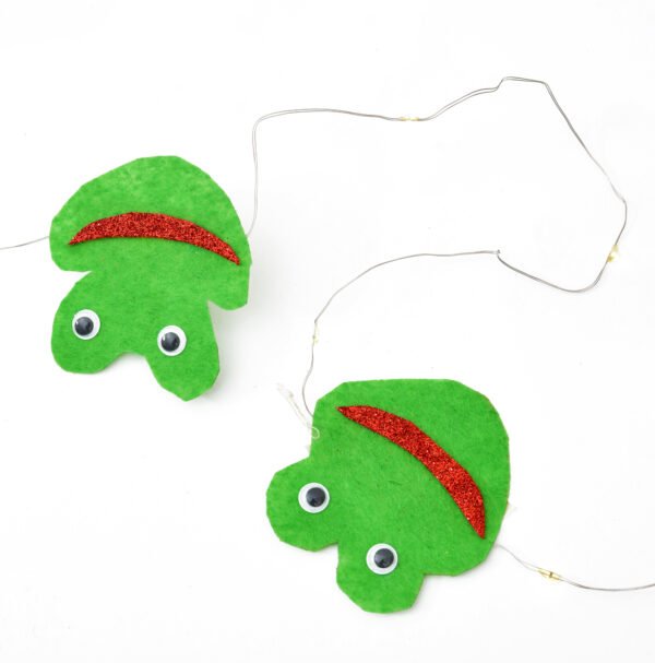 TOODLES Learning Cute Frog Night Lights - Adorable Frog String Lights for Children's Bedroom, Fairy Lights for Home and Holiday Decoration, Perfect for Kids' Room Decor - Image 6