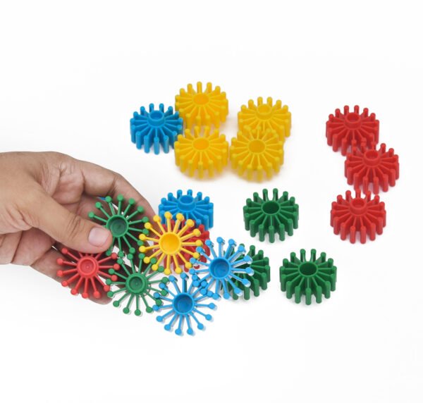 TOODLES Colourful Plastic Circle Shaped Star Links, Assorted Colours, Pack of 20 - Image 3